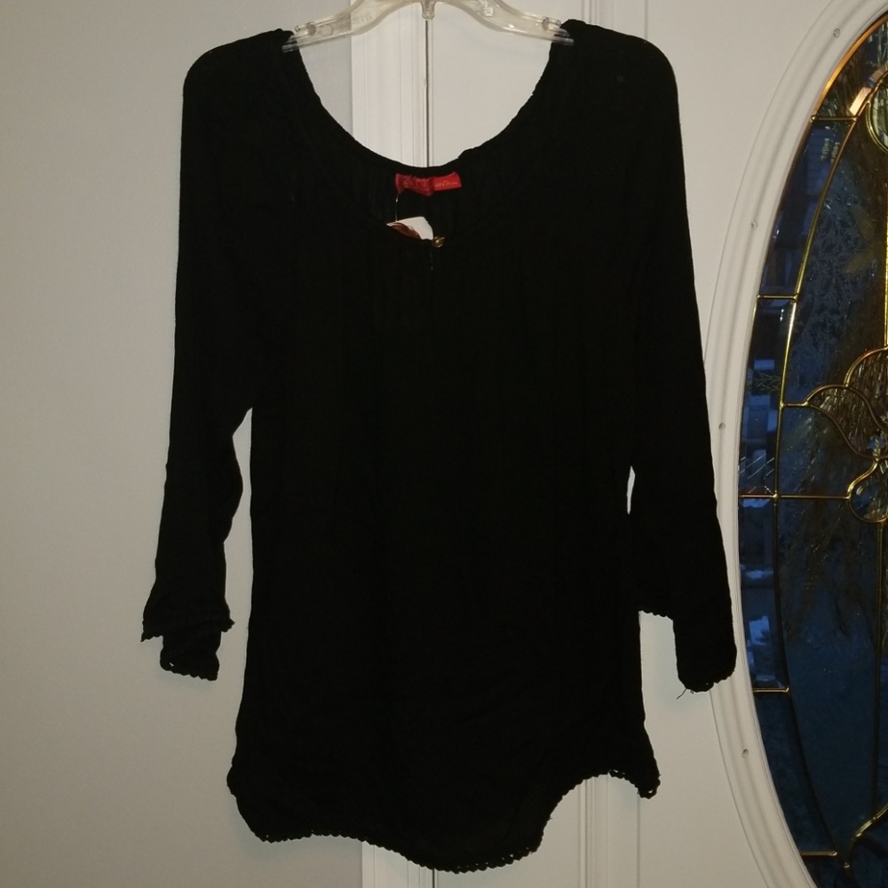 Blouse with bell sleeves